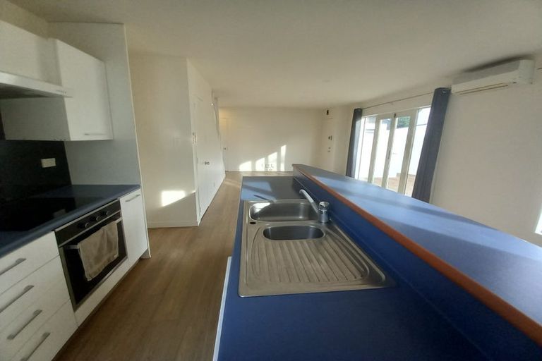 Photo of property in 2/240 Kilmore Street, Christchurch Central, Christchurch, 8011