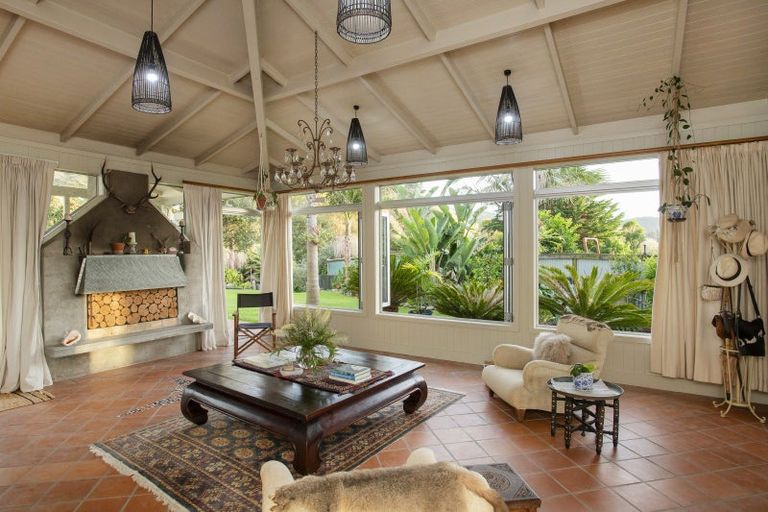 Photo of property in 599 Waihau Road, Tolaga Bay, 4073