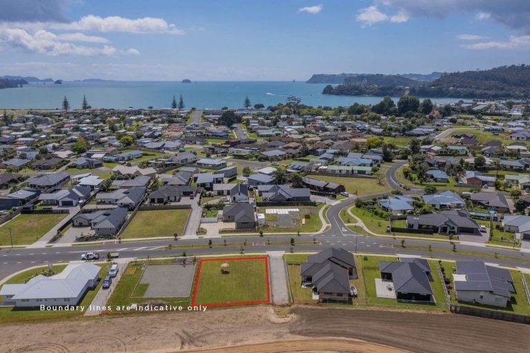 Photo of property in 121 Kupe Drive, Whitianga, 3510