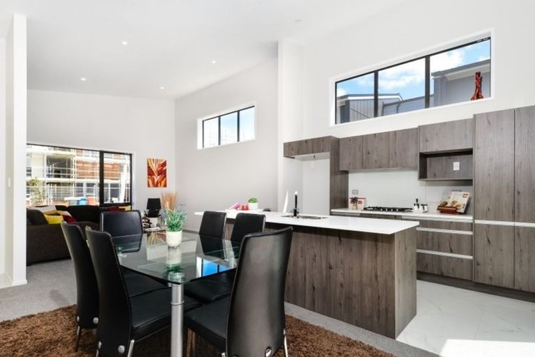 Photo of property in 19 Chaffinch Road, Hobsonville, Auckland, 0616