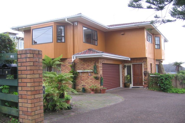 Photo of property in 2/141 Kowhai Road, Mairangi Bay, Auckland, 0630