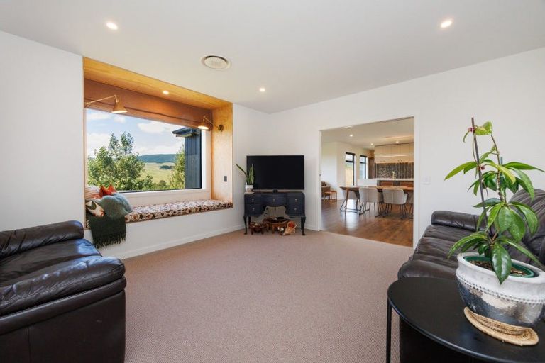 Photo of property in 4 Castlebridge Lane, Aokautere, Palmerston North, 4471