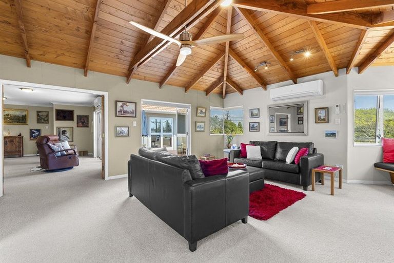 Photo of property in 50 Leslie Street, Waitara, 4320