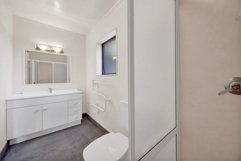 Photo of property in 33 Orlando Street, Stratford, 4332