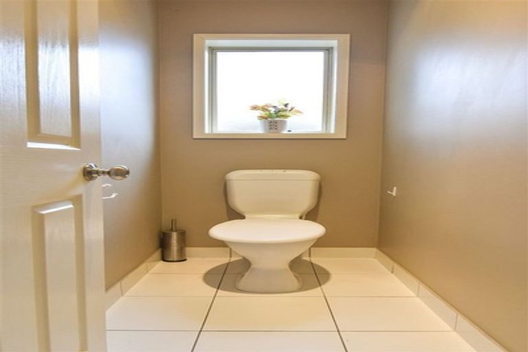 Photo of property in 14 Elmslie Grove, Halswell, Christchurch, 8025