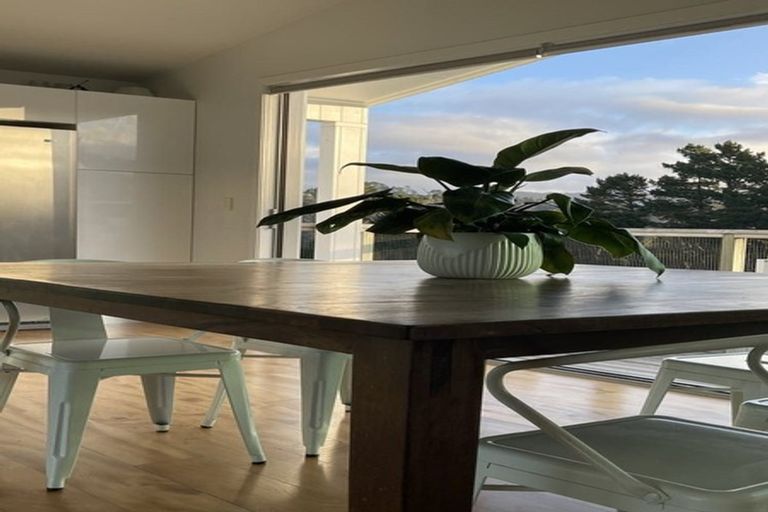 Photo of property in 48 Christian Road, Swanson, Auckland, 0614