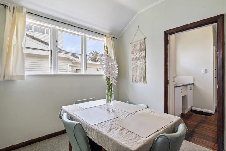 Photo of property in 325 Lake Road, Hauraki, Auckland, 0622