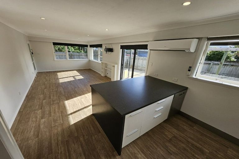 Photo of property in 28 Bloomfield Terrace, Hutt Central, Lower Hutt, 5010