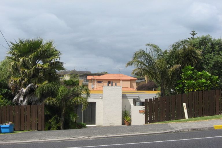 Photo of property in 1247 Whangaparaoa Road, Gulf Harbour, Whangaparaoa, 0930