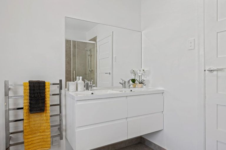 Photo of property in 63 Hay Street, Bromley, Christchurch, 8062