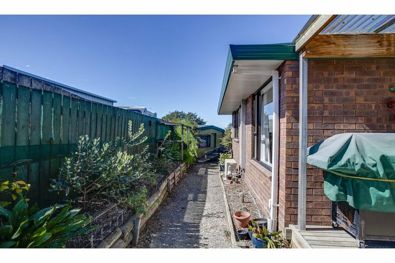 Photo of property in 6 Ellesmere Place, Oceanview, Timaru, 7910