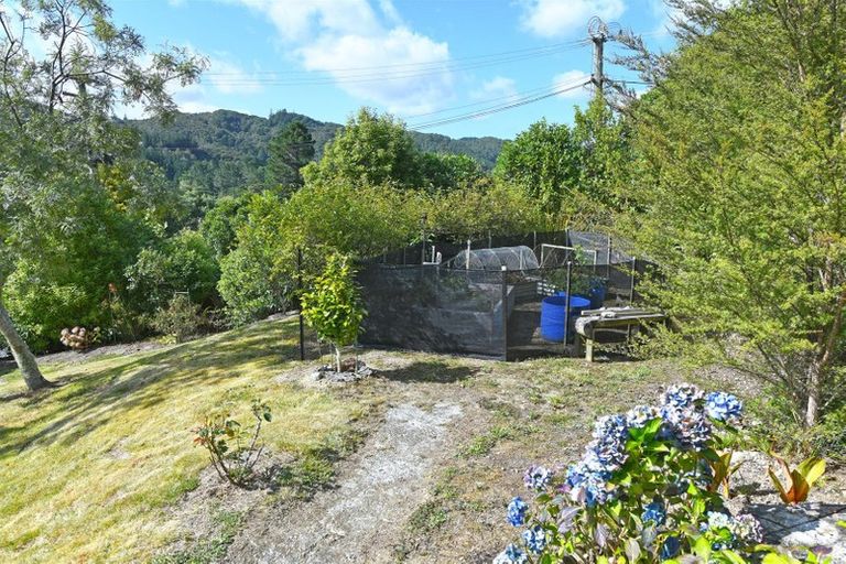 Photo of property in 4 Avro Road, Blue Mountains, Upper Hutt, 5371