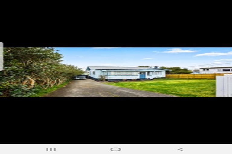 Photo of property in 20 Evans Road, Glen Eden, Auckland, 0602