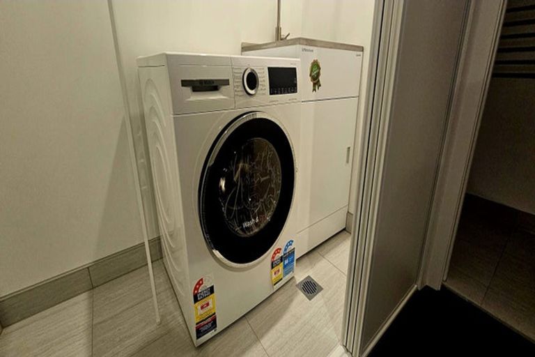 Photo of property in 38 Te Puketoka Lane, Mangere, Auckland, 2022