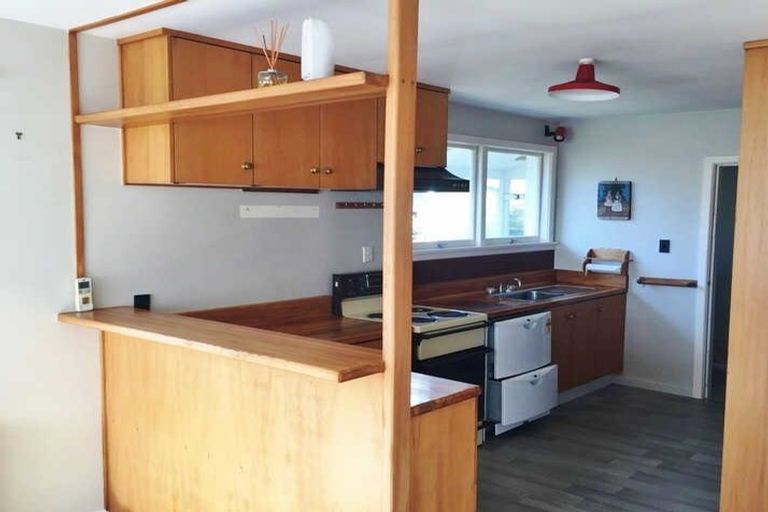 Photo of property in 10 Flower Street, Bryndwr, Christchurch, 8053