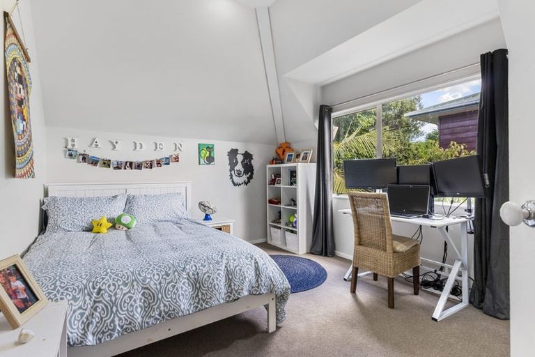 Photo of property in 2/13 Eversleigh Road, Belmont, Auckland, 0622