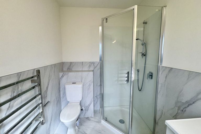 Photo of property in 4/35 John Court Street, Birkenhead, Auckland, 0626