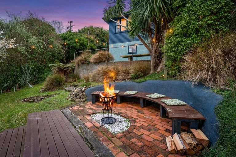 Photo of property in 74 Manapouri Street, Ravensbourne, Dunedin, 9022