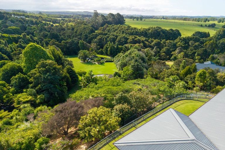 Photo of property in 19 Stoney Brook Lane, Kerikeri, 0230