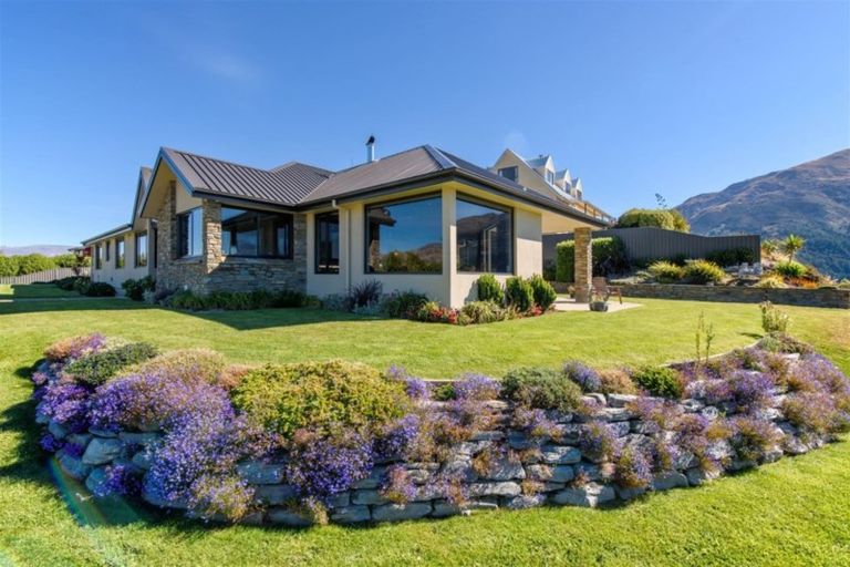 Photo of property in 115 Lakeview Terrace, Lake Hawea, Wanaka, 9382