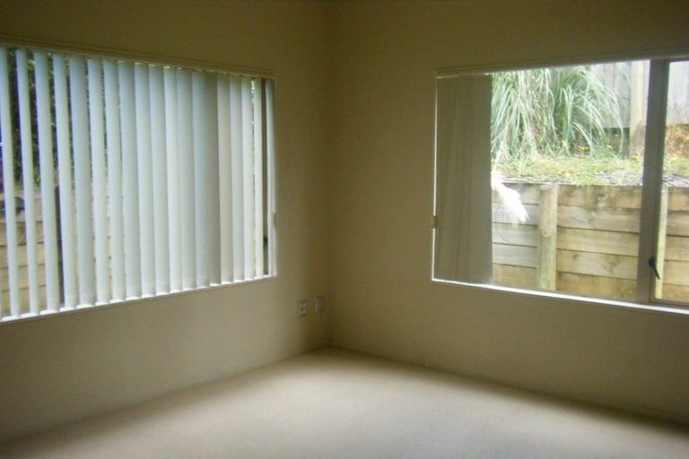 Photo of property in 20 Gold Street, Albany Heights, Auckland, 0632