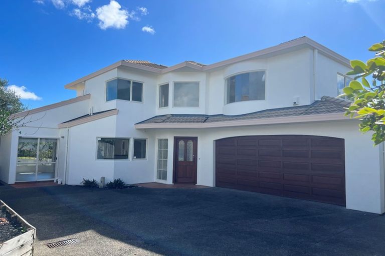 Photo of property in 36a Crichton Terrace, Hauraki, Auckland, 0622