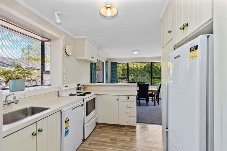 Photo of property in 4 Oldham Crescent, Halswell, Christchurch, 8025