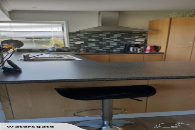 Photo of property in 5 Perrin Place, Darfield, 7510