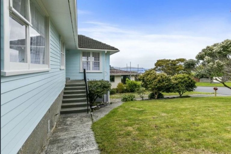 Photo of property in 40 Dowse Drive, Maungaraki, Lower Hutt, 5010