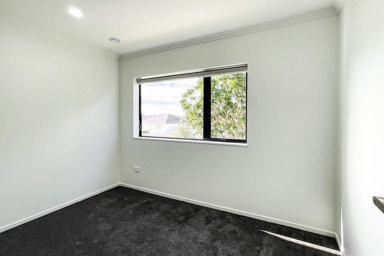 Photo of property in 15a Parkinson Avenue, Wesley, Auckland, 1041