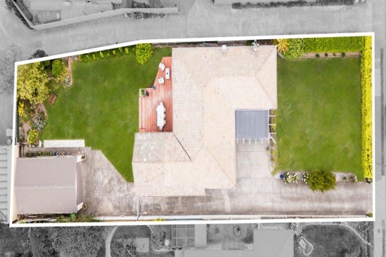 Photo of property in 52 Auckland Road, Greenmeadows, Napier, 4112