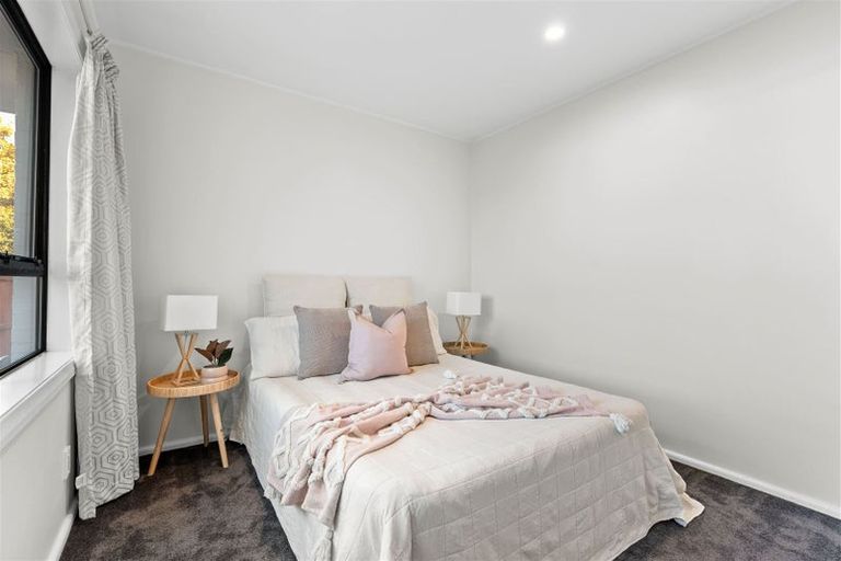 Photo of property in 33 Everest Street, Burnside, Christchurch, 8053