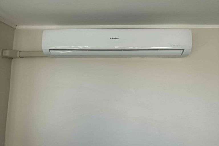 Photo of property in 4/27 Vancouver Street, Kingston, Wellington, 6021