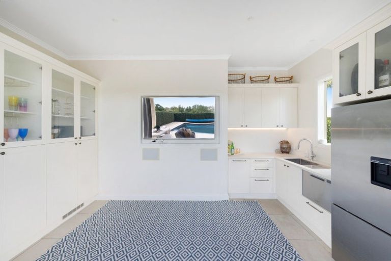 Photo of property in 204 Broomfields Road, Whitford, Howick, 2571