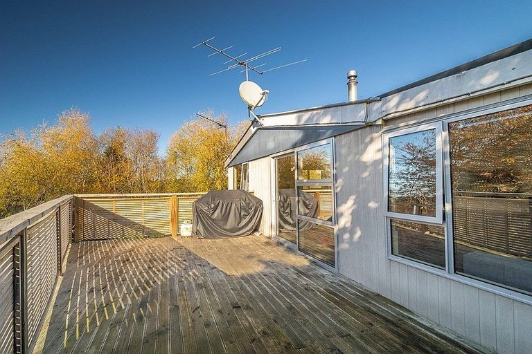 Photo of property in 22 Estuary Crescent, Fairfield, Dunedin, 9018