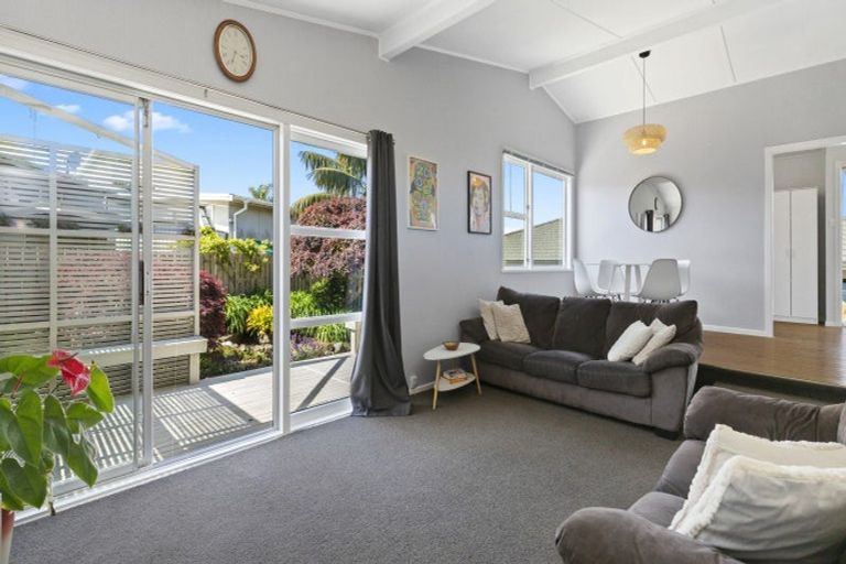 Photo of property in 182 Queen Street, Pukekohe, 2120