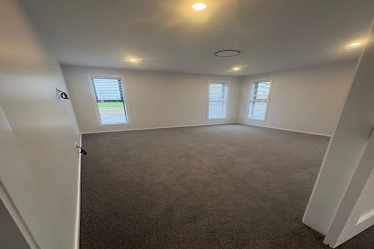 Photo of property in 14 Parkside Avenue, Maewa, Feilding, 4702