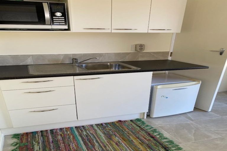 Photo of property in 40 Queens Road, Waikanae Beach, Waikanae, 5036