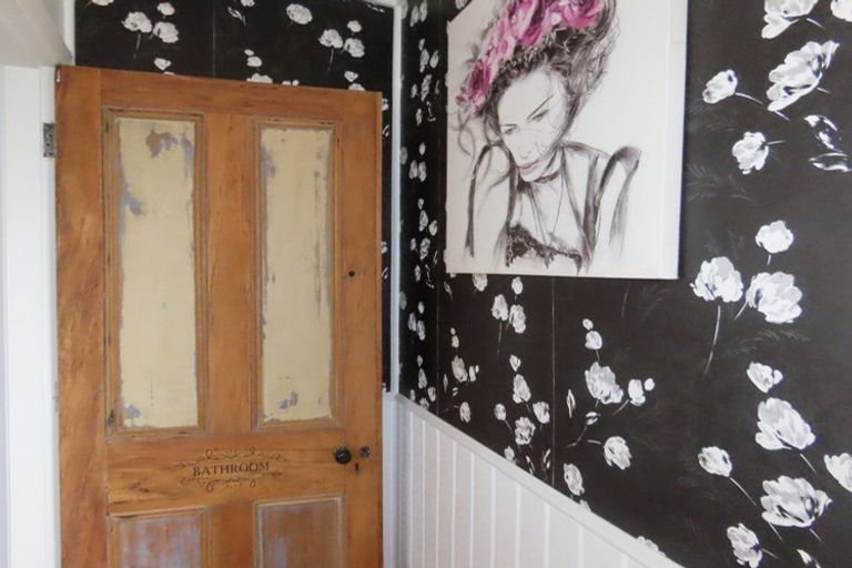 Photo of property in 69 Shiel Street, Reefton, 7830