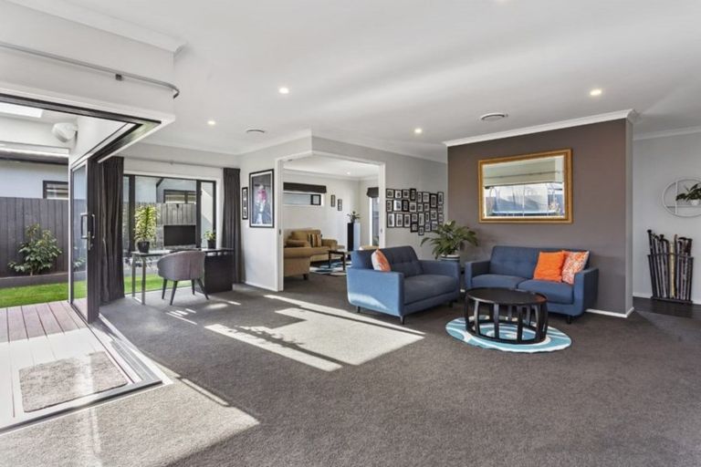 Photo of property in 36 Ellesmere Street, Marshland, Christchurch, 8083