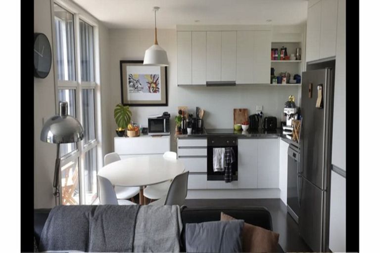 Photo of property in 46d Thompson Street, Mount Cook, Wellington, 6011