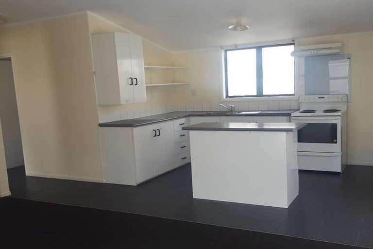 Photo of property in 11 Macmurdo Avenue, Glenview, Hamilton, 3206