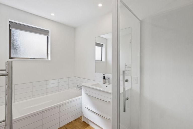 Photo of property in 20 Lowry Avenue, Redwood, Christchurch, 8051