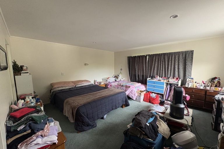 Photo of property in 15b Findlay Street, Tawa, Wellington, 5028