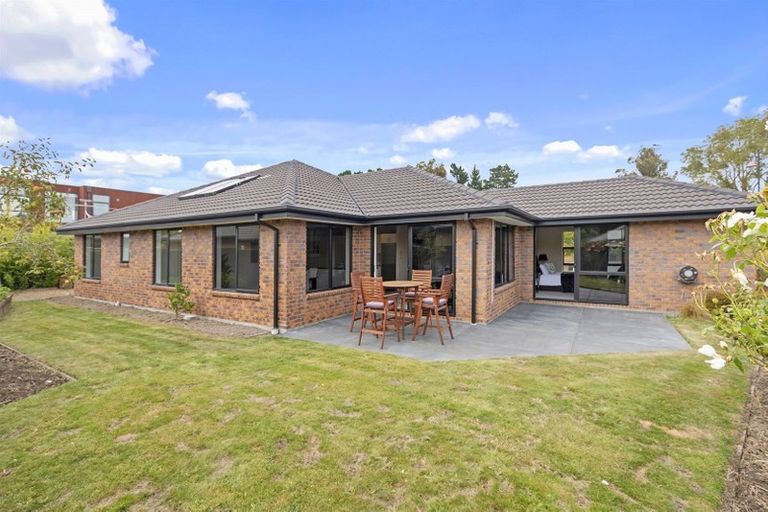 Photo of property in 20 Mokihi Gardens, Hillmorton, Christchurch, 8024