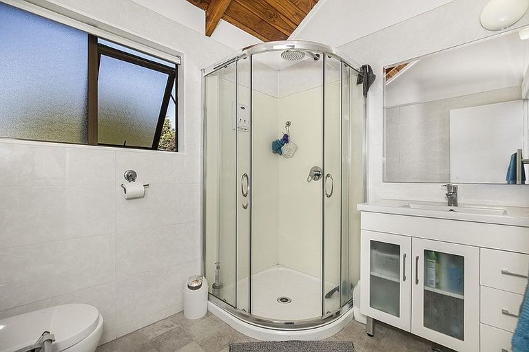 Photo of property in 16 Muirfield Street, Wattle Downs, Auckland, 2103