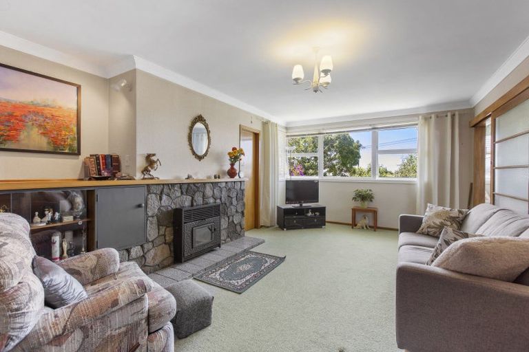 Photo of property in 9 Massey Street, Westown, New Plymouth, 4310