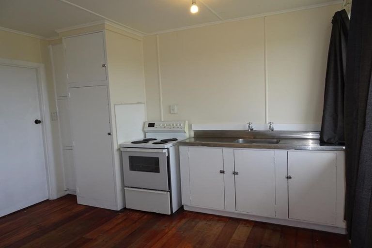 Photo of property in 419-421 Kotuku Street, Camberley, Hastings, 4120