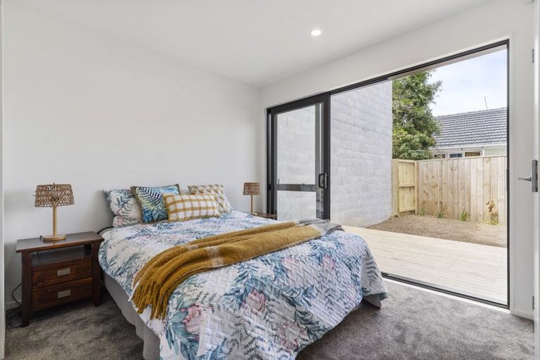 Photo of property in 1/68 Smythe Road, Henderson, Auckland, 0612