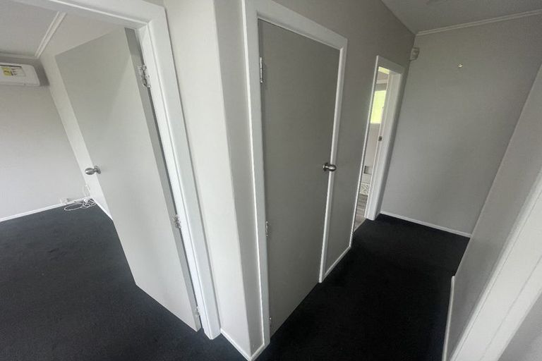 Photo of property in 146 Sievers Grove, Cannons Creek, Porirua, 5024